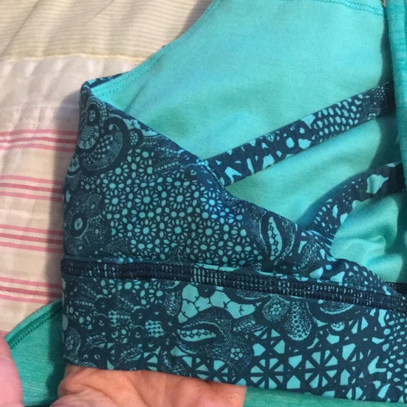 Lululemon top EUC - Picture 4 of 7